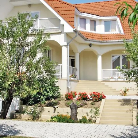 Apartment Liptak Vendeghaz Balatonfured