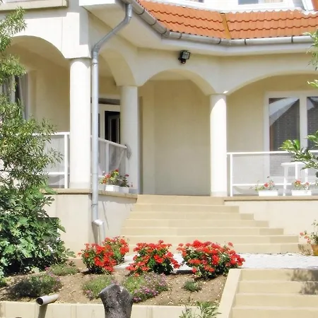 Apartment Liptak Vendeghaz *