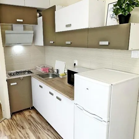 Liptak Vendeghaz Apartment *